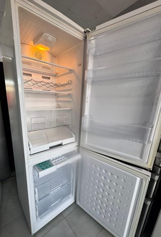 FRIGORÍFICO BLANCO ANSONIC NO FROST ❄️