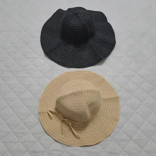 2 Cappelli Donna Tg Unica Beige Nero
