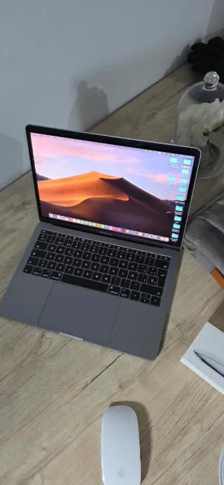 MacBook Pro i5 Plata/Gris Espacial
