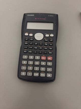 Calculadora Científica Casio fx-82MS