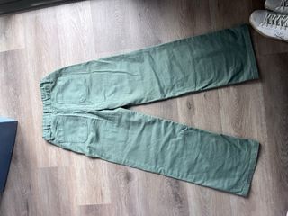 Pantalón vaquero Sfera verde 13-14 años