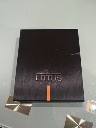 pulsera y 2 colgantes lotus style sin estrenar.