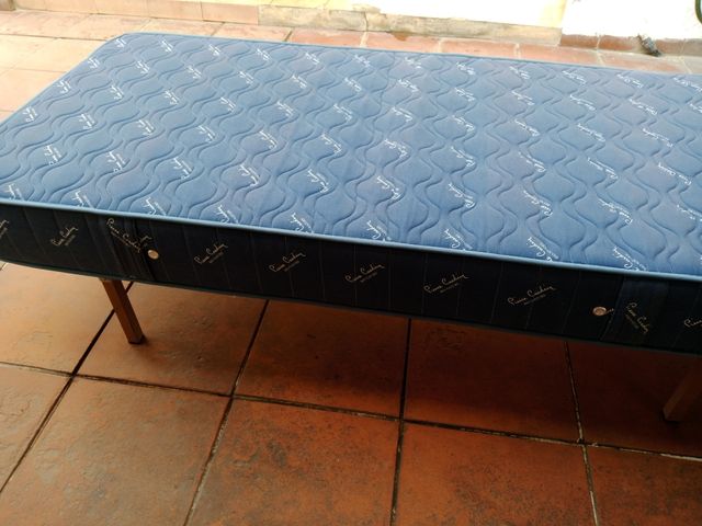 Cama Completa Pierre Cardin