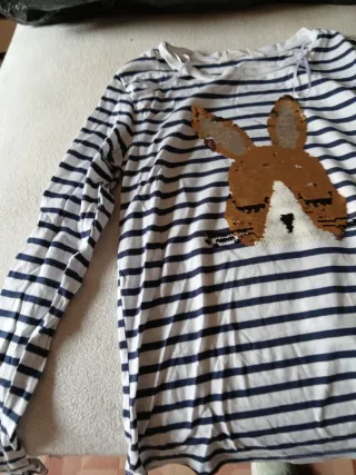 Camiseta rayas con lentejuelas de conejo