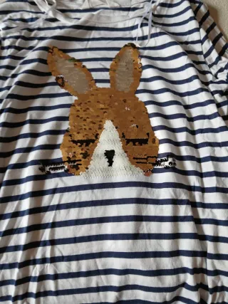 Camiseta rayas con lentejuelas de conejo