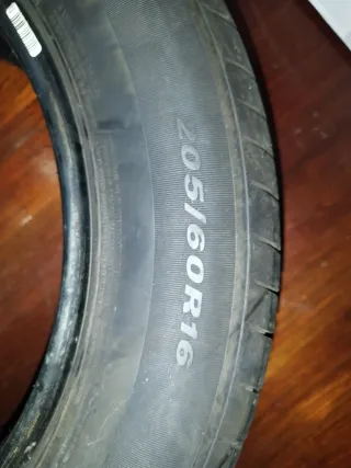 2 Ruedas Nexen 205/60R16 92H (2023)