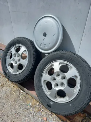 Llantas Mitsubishi Montero IO 16