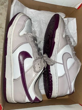 Nike Dunk Low Beige Púrpura