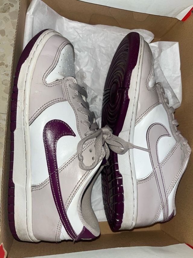 Nike Dunk Low Beige Púrpura