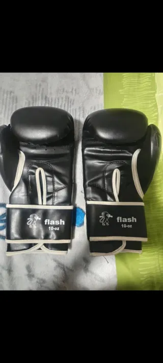 Guantes de boxeo Leone negros
