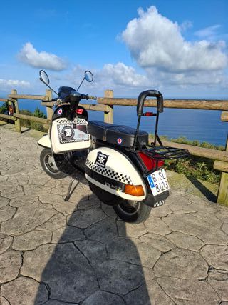 Vespa PX 200 Iris