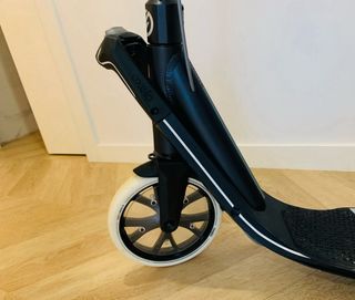 Patinete de Decatlón modelo Oxelo Town 7 Easyfold