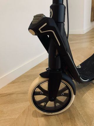 Patinete de Decatlón modelo Oxelo Town 7 Easyfold