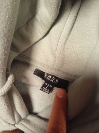 Lote 4 sudaderas Nike y otras