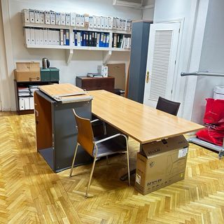 Mesa despacho grande madera y acero