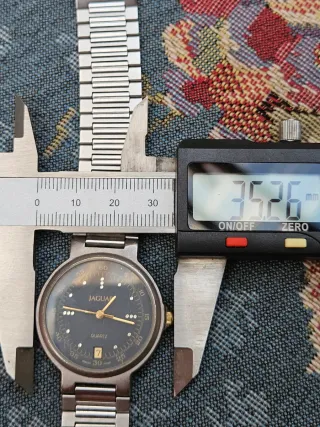 Reloj Jaguar Cuarzo Negro y Plateado 5 Joyas 