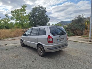 Opel Zafira 2005