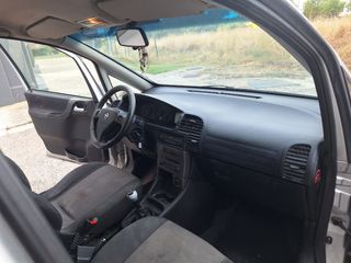 Opel Zafira 2005