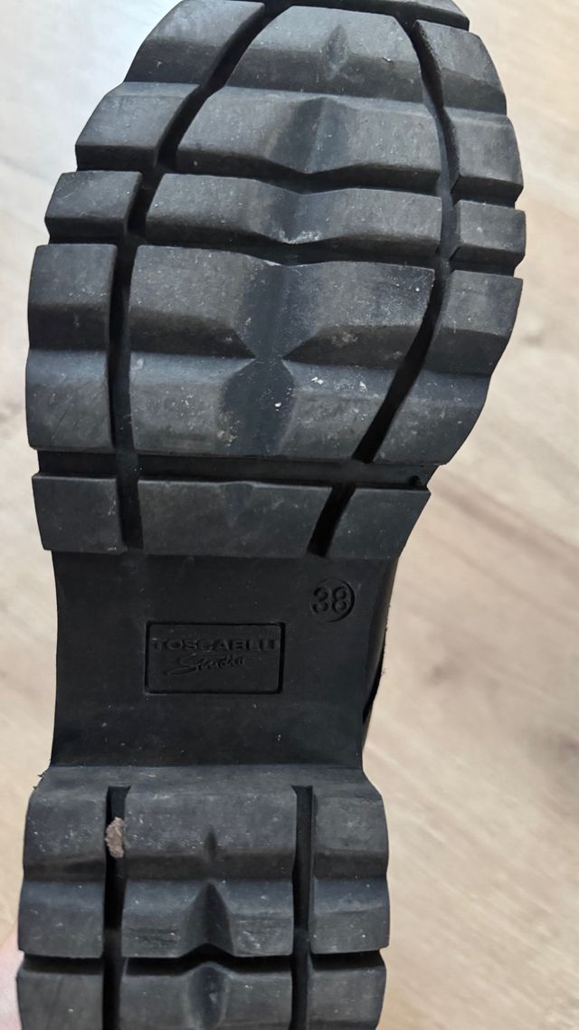 Botas Tosca Blu Piel Negra Perlas