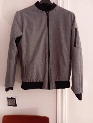 Chaqueta bomber gris hombre