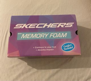 Zapatillas Skechers Mujer Negras y Doradas