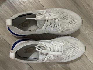 Zapatillas Nike Blancas y Azules