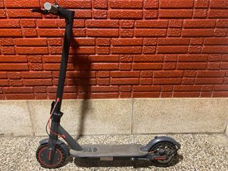 Patinete Eléctrico Negro