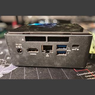Mini PC Intel NUC i3 7a Gen• 16GB RAM • SSD 500Gb