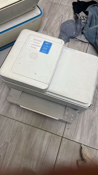 Impresora HP Azul y Blanca