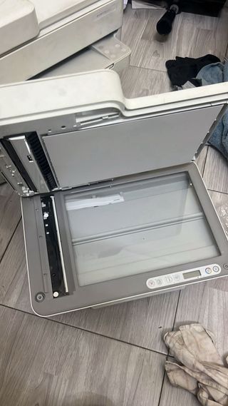 Impresora HP Multifunción Blanca y Azul