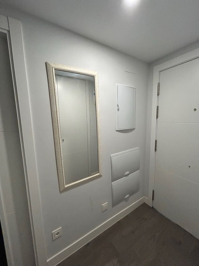 Espejo de pared rectangular blanco