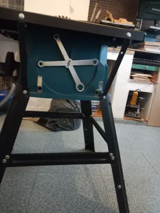 Sierra de mesa VONROC TS501AC 1500W