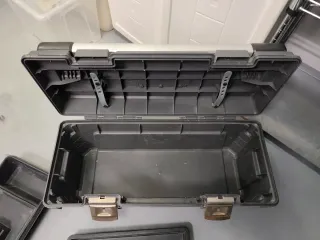 Caja de herramientas grande gris