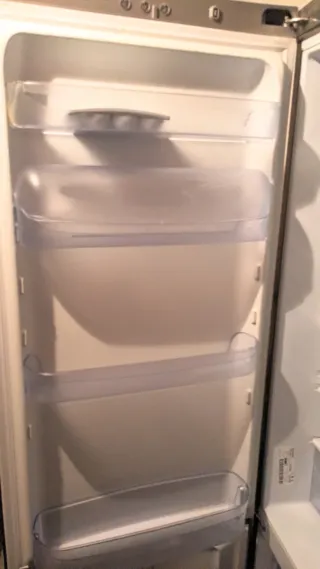 Nevera Indesit 200cm No Frost