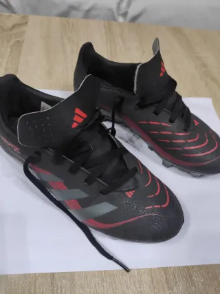 Zapatillas Adidas Predator Tacos Fútbol
