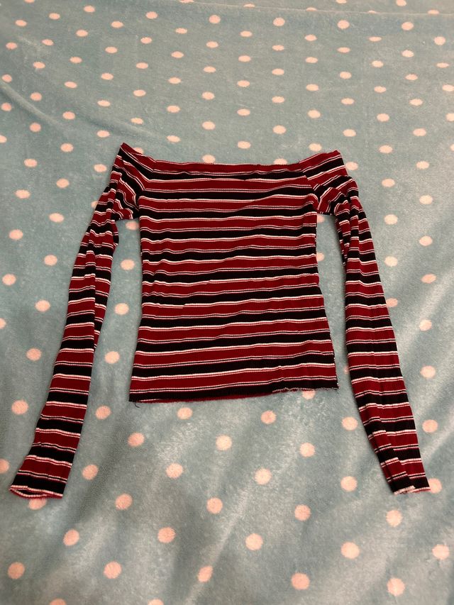 Camiseta Off Shoulder Rayas Manga Larga