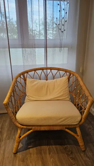 Sillón de mimbre IKEA