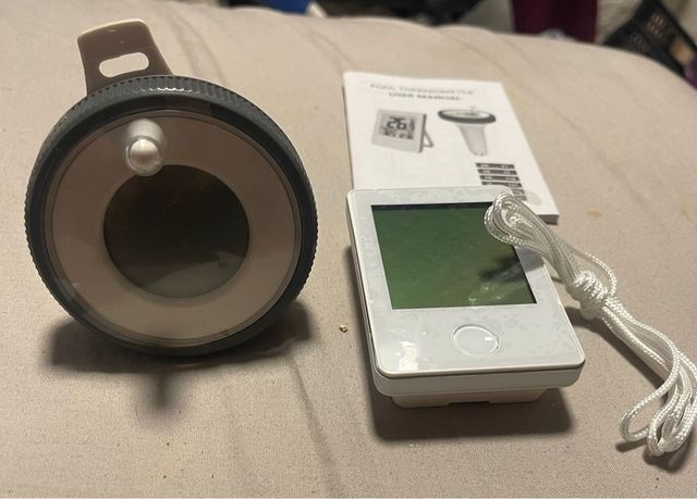 Termómetro de piscina flotante con cuerda