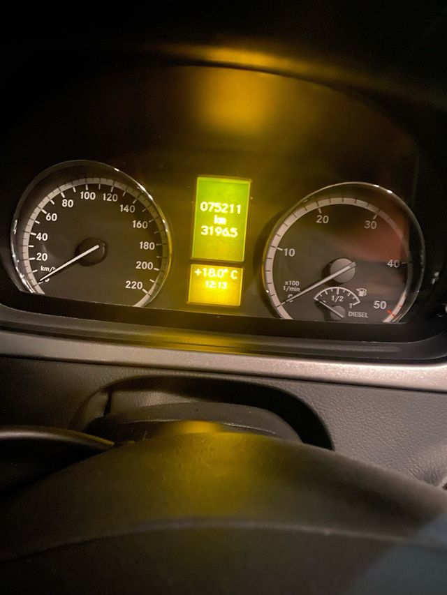 Mercedes-Benz Viano 2011