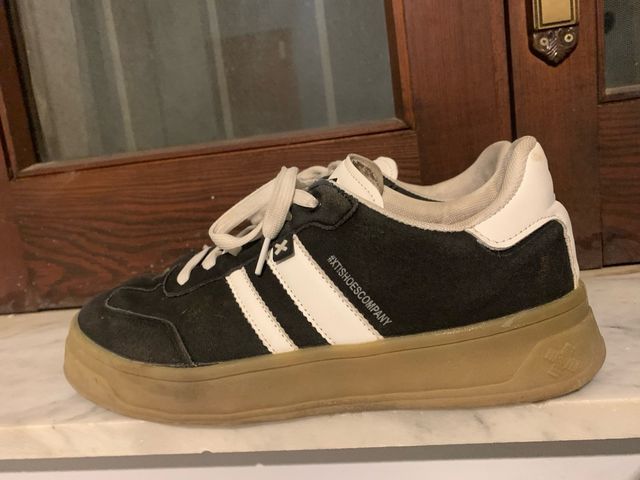 Sneakers Xti Tela Nera Suola Gomma Marrone