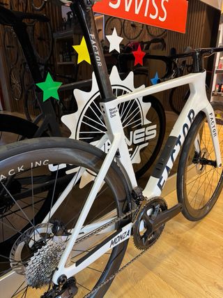 FACTOR MONZA TALLA 54