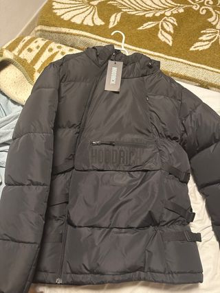 Abrigo acolchado Hoodrich negro