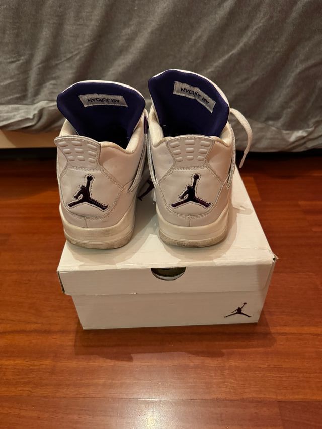 Air Jordan 4 Metallic Purple