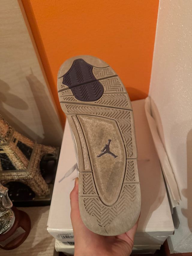 Air Jordan 4 Metallic Purple