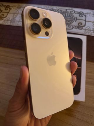 iPhone 16 Pro 256 GB EN GARANTÍA