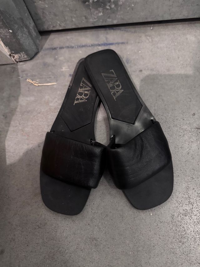 Sandalias Zara Negras