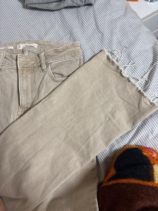 Pantalón vaquero beige MNG Talla 34