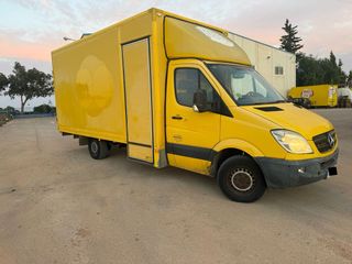 Mercedes-Benz Sprinter 2011