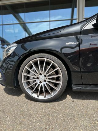 Mercedes-Benz A45 AMG 381cv