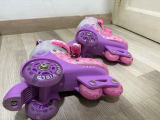 Patines infantiles rosas con luces